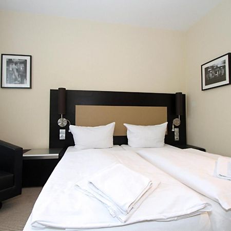Lulu Rent Aparthotel Карлсруэ Экстерьер фото