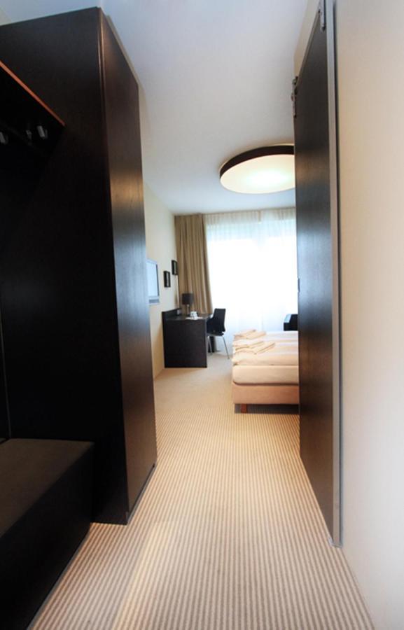 Lulu Rent Aparthotel Карлсруэ Экстерьер фото
