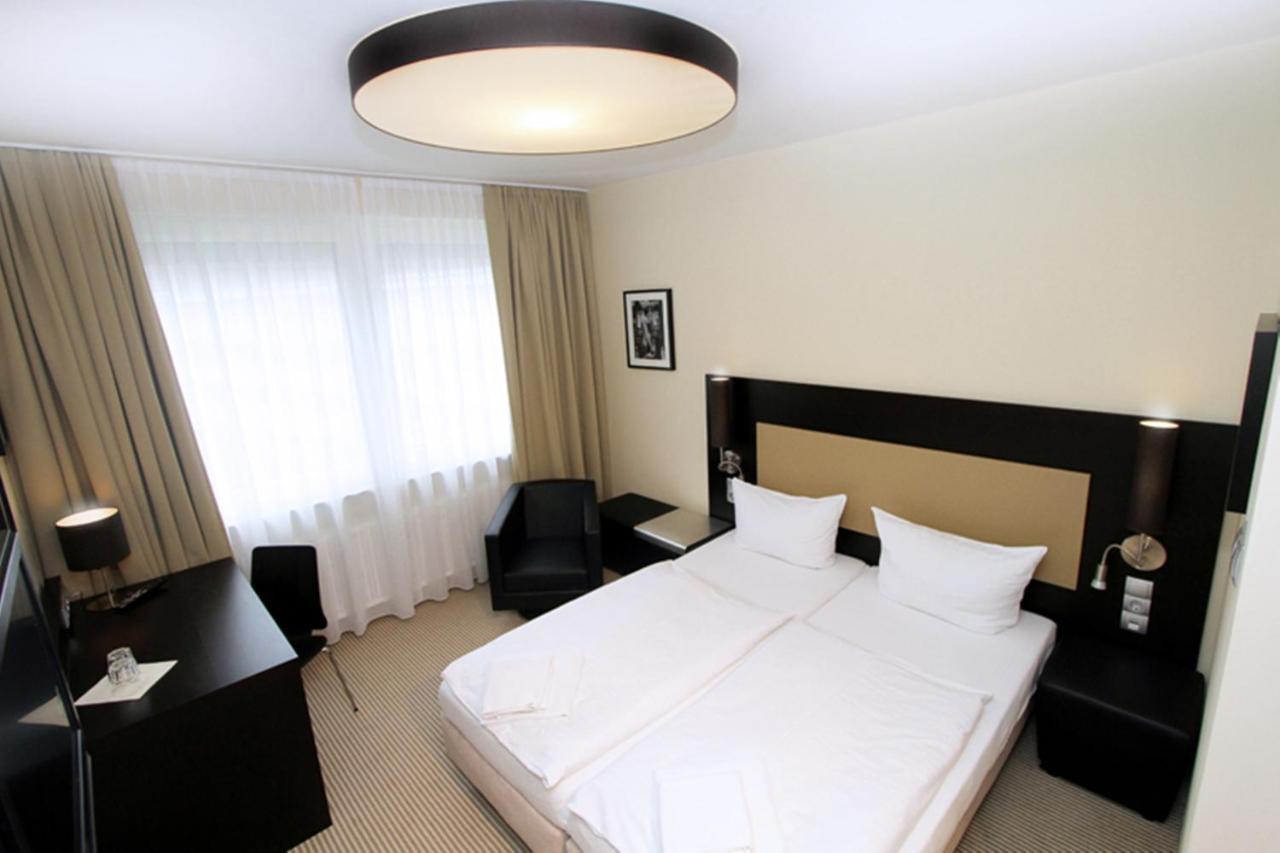 Lulu Rent Aparthotel Карлсруэ Экстерьер фото